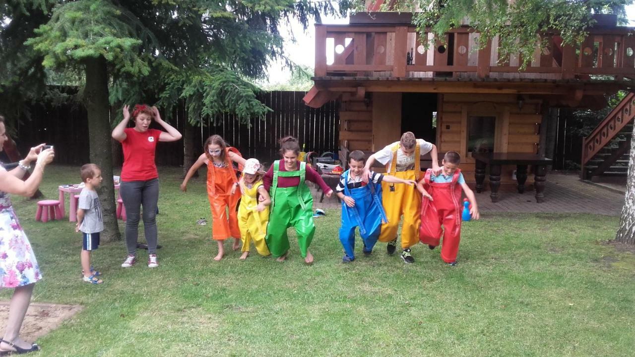 Dworek Staropolski ポズナン エクステリア 写真