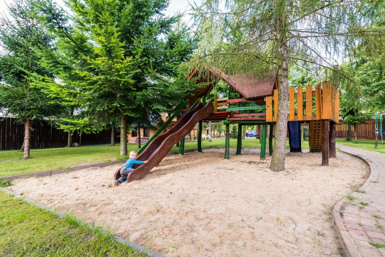 Dworek Staropolski ポズナン エクステリア 写真